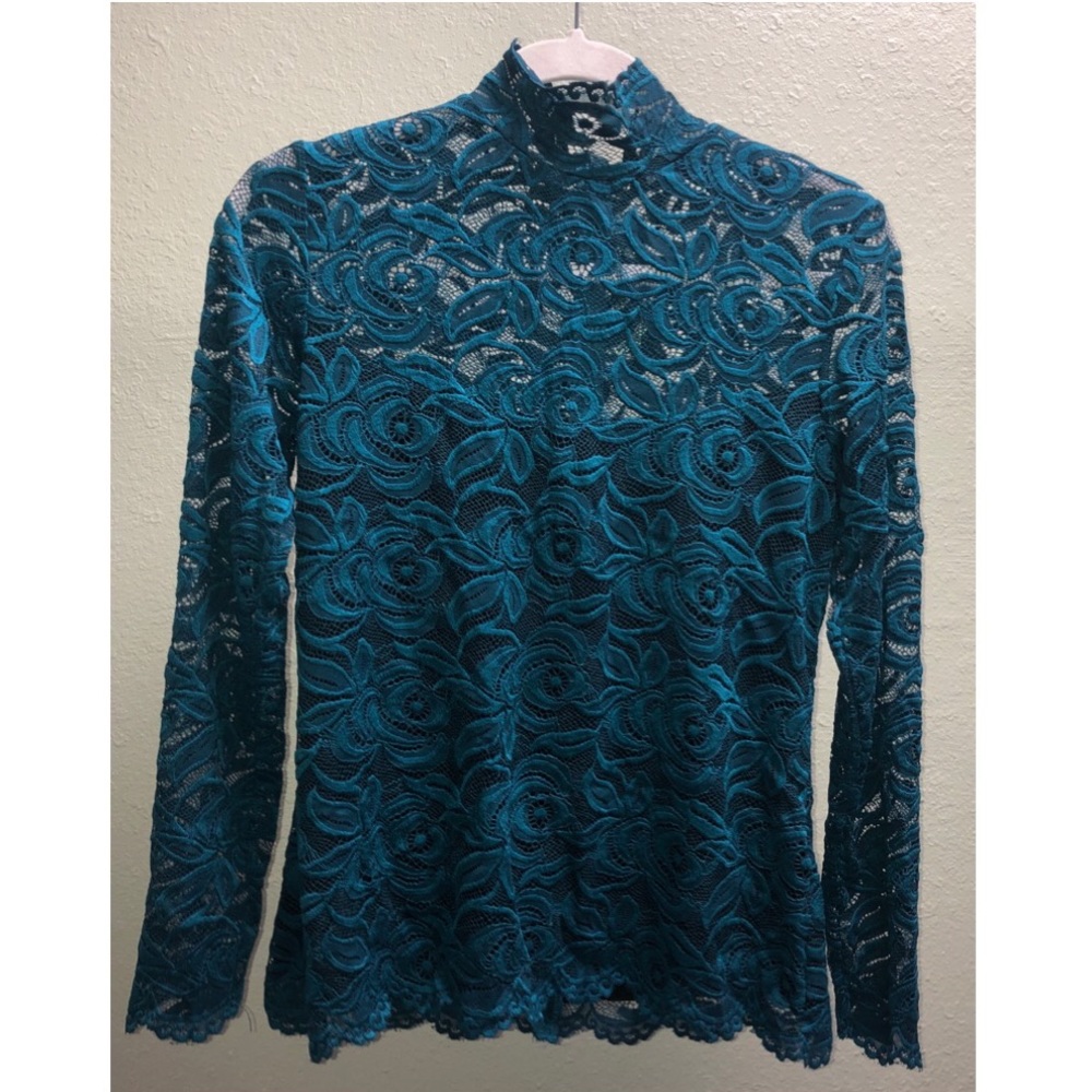 Grayse Brand Longsleeve Lace Top with MockNeck